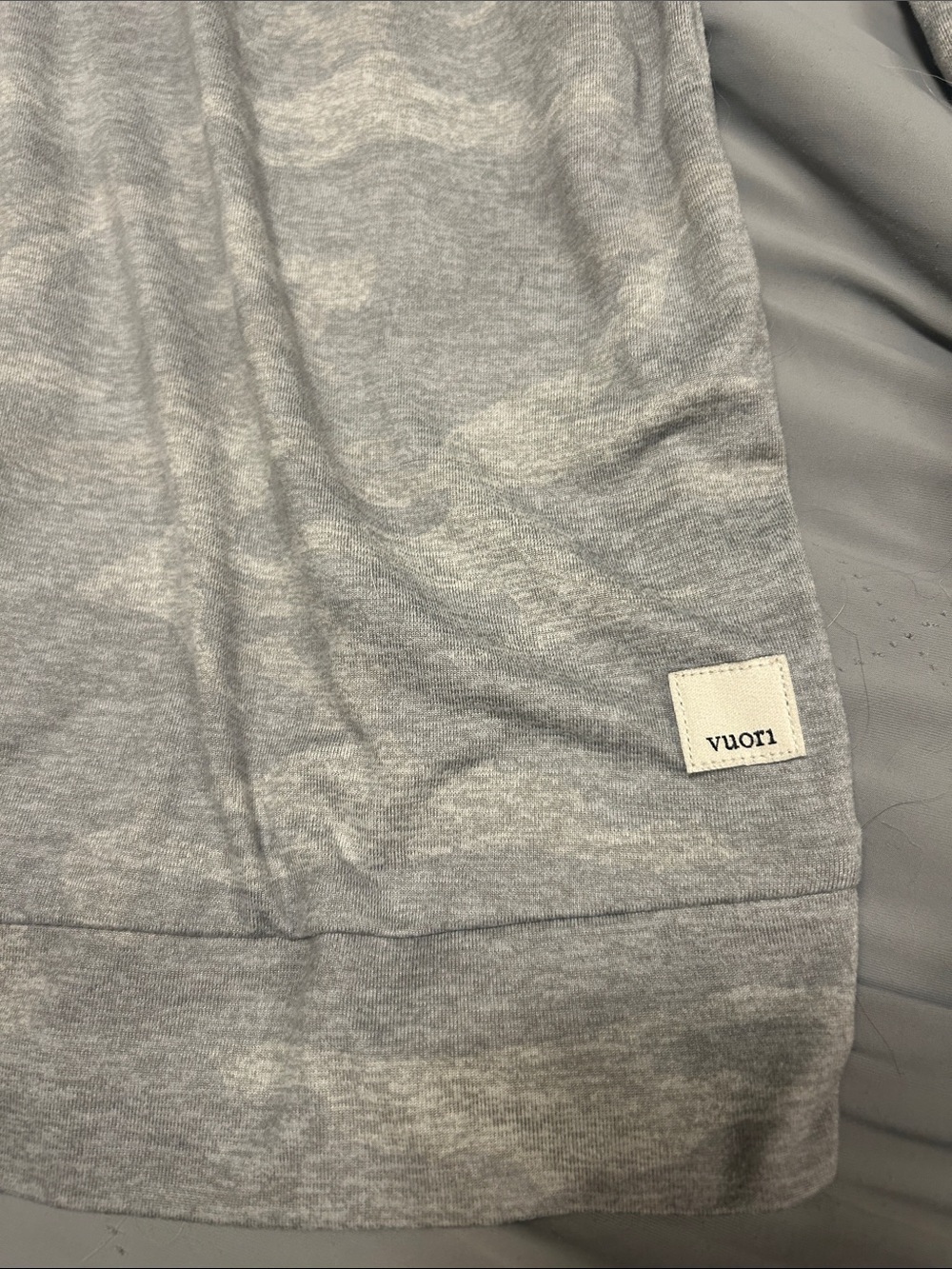 Vuori Halo Light Gray/Camp Hooded Long Sleeve Pullover Sweatshirt - Picture 2 of 2